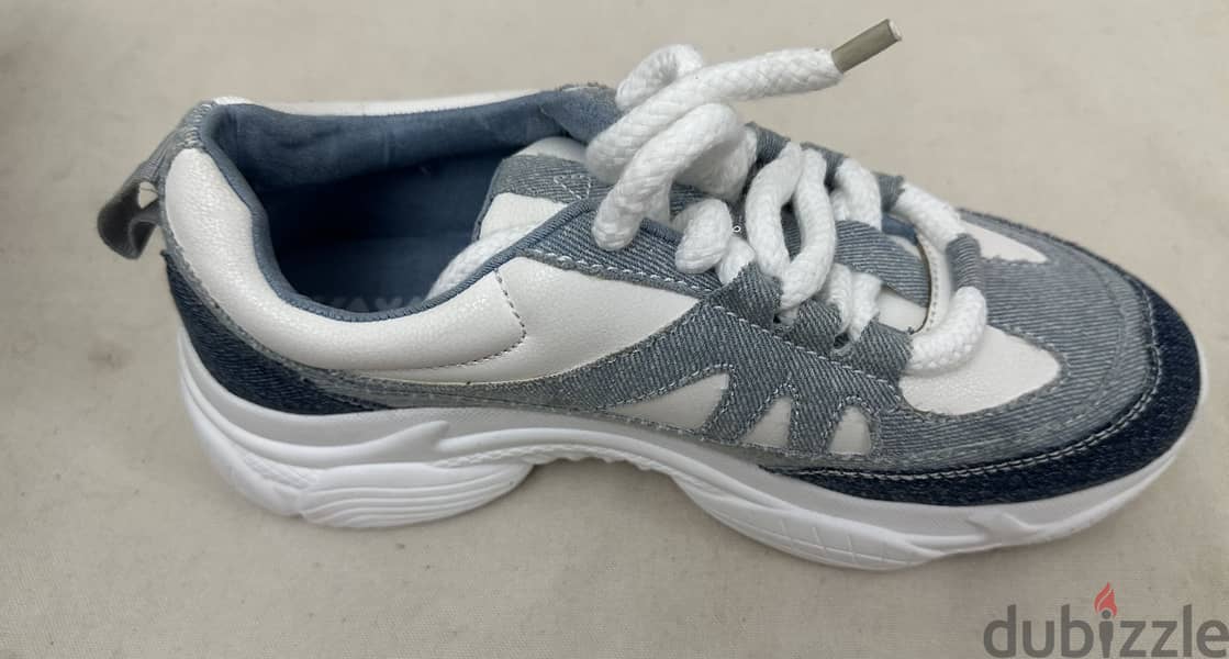 Blue and white sneaker 2