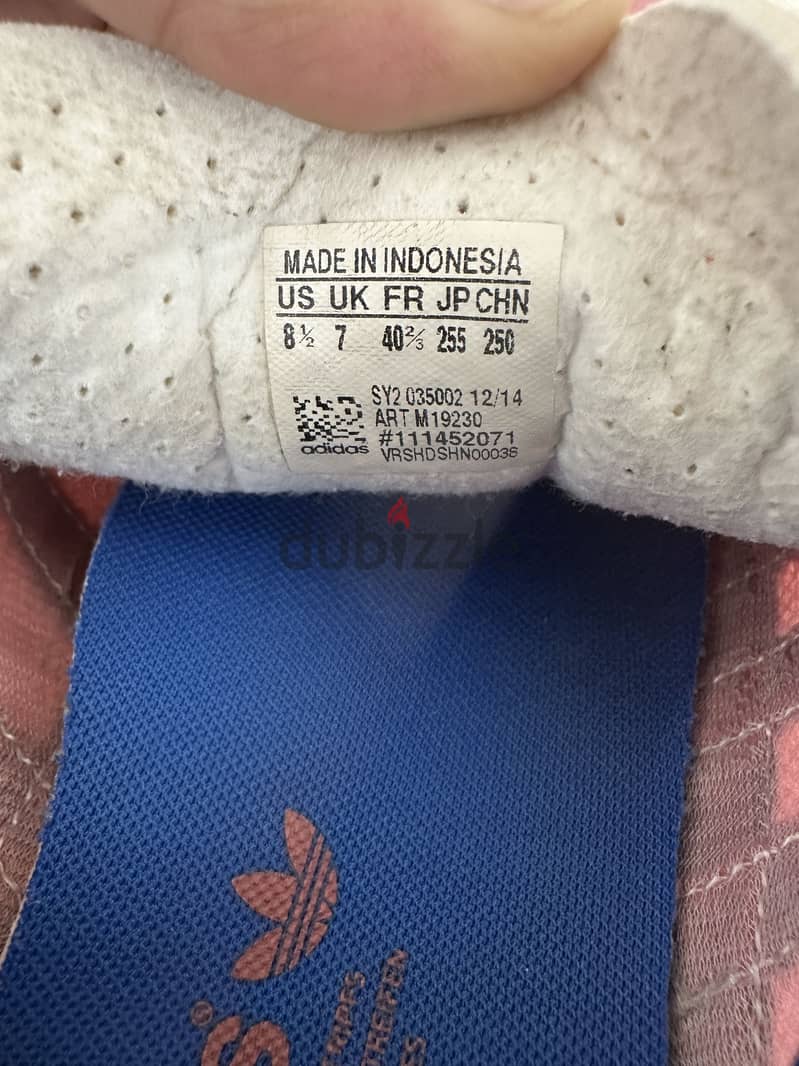 Adidas sneaker 2