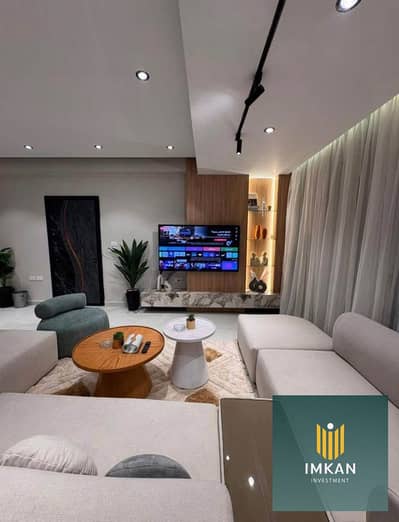 شقه لقطه تشطيب كامل بالتكيفات والمطبخ للبيع بأقل سعر واطول فترة سداد علي 7 سنين بدون فوايد - في كمبوند الجار فالوري الشروق قدام بوابه مدينتي Valore