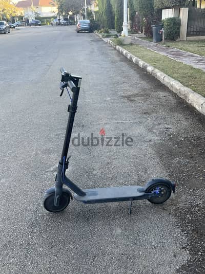 Xaomi electric scooter