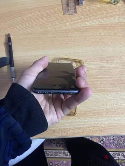 ايفون 8 للبيع