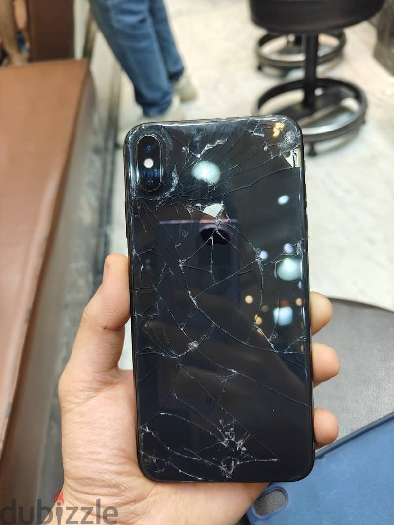 iphone xs max 4
