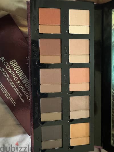 Eyeshadow pallet
