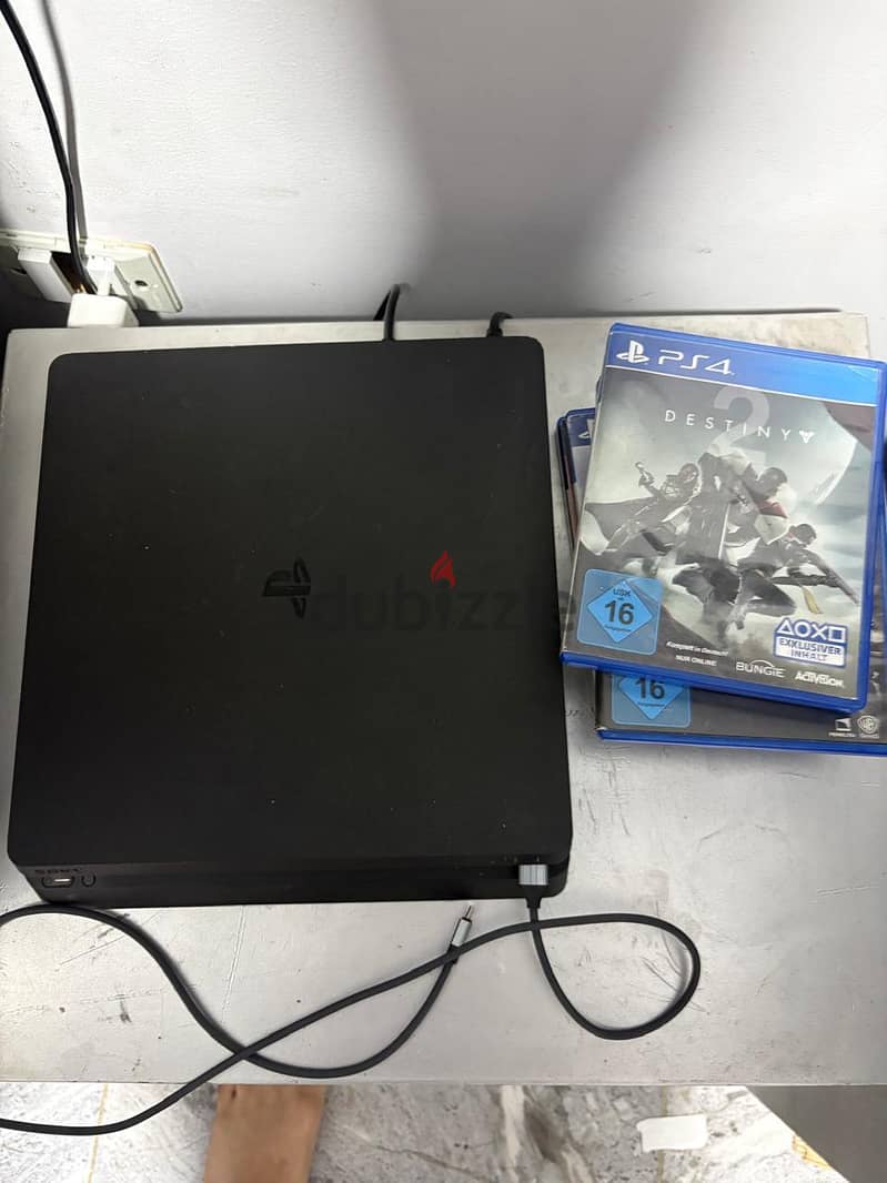PS4 SLIM  CD 1