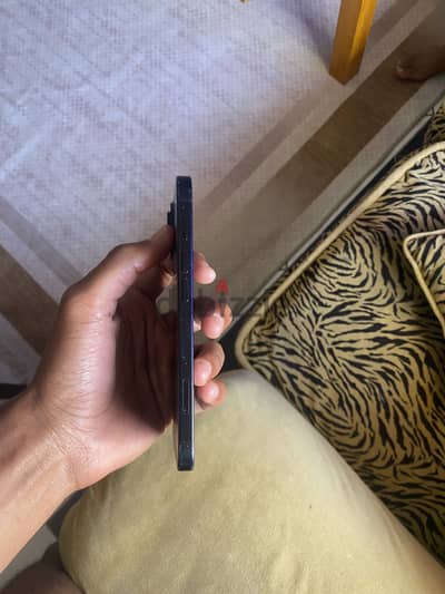 iPhone 15 87% battery