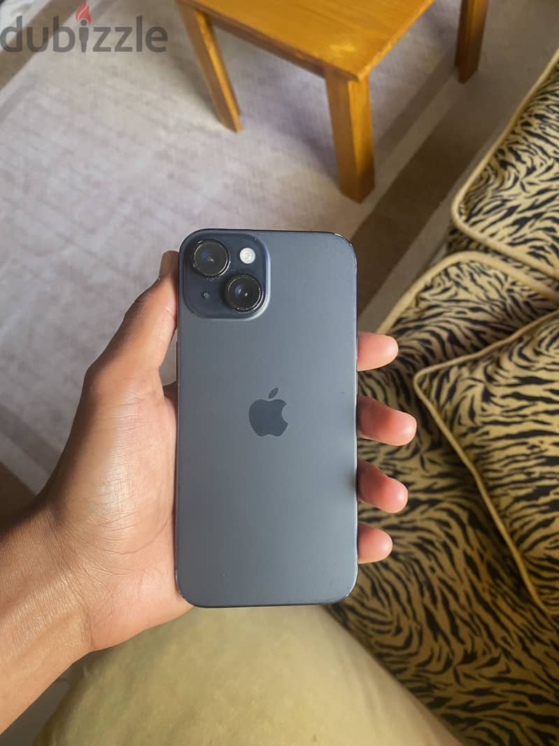 iPhone 15 87% battery 2