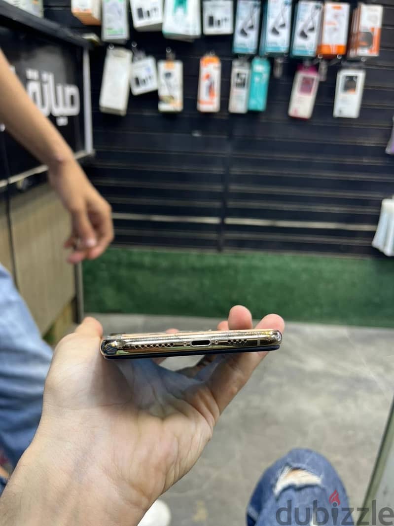 Xs max 1