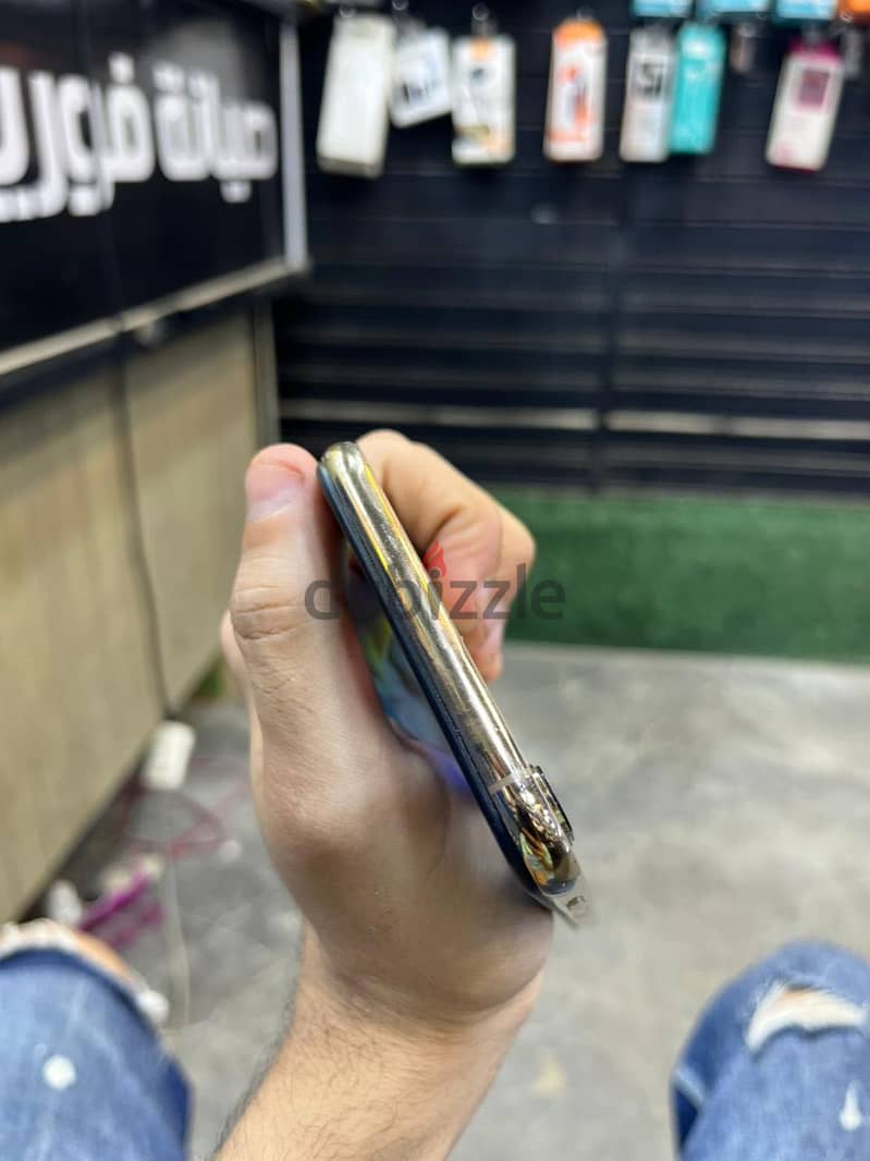 Xs max 4
