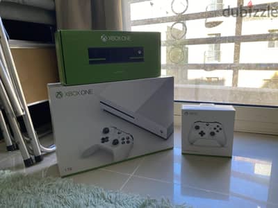 Xbox one S بحالة الزيرو بكراتينه
