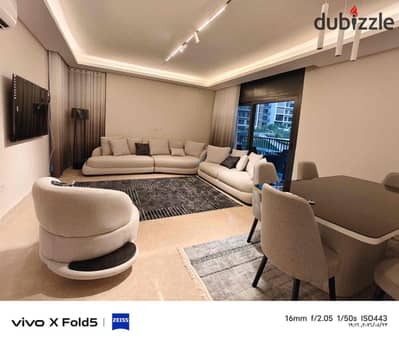 شقة مفروشة للايجار  اول سكن في كمبوند zed west- الشيخ زايد