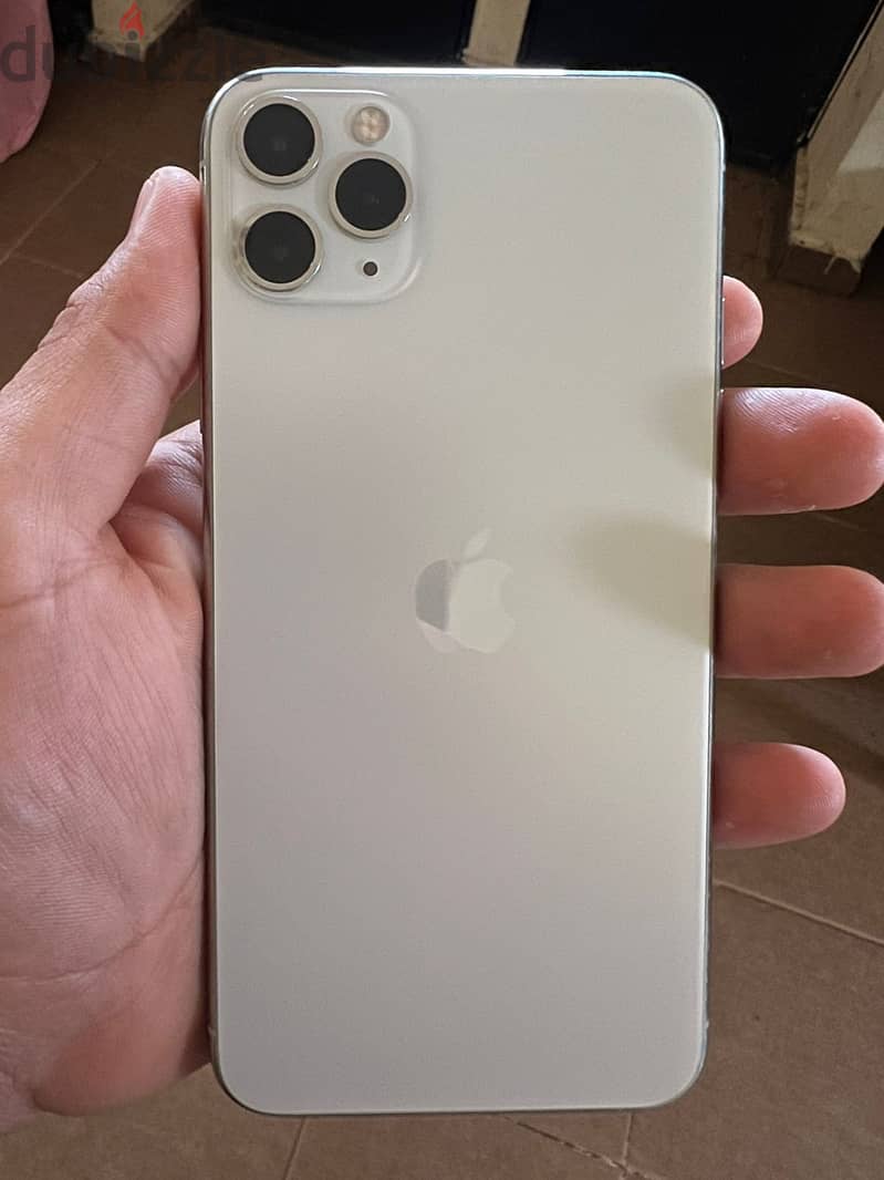 iPhone 11 Pro Max 1