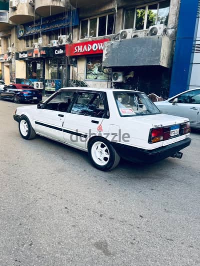 تويوتا كورونا 1984
