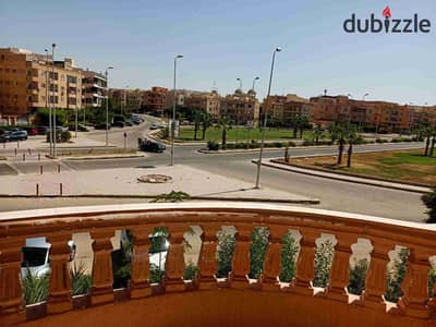 شقه للايجار في الشيخ زايد الحي الثامن مفروش 4 غرف سعر ممتاز