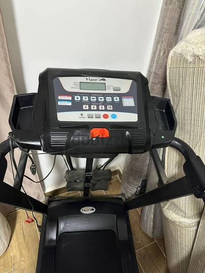مشايه / تريد ميل / treadmill