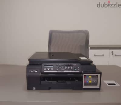 للبيع طابعة Brother MFC-T800W بحالة ممتازة