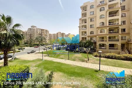 شقه 138 متر نموذج 200 للبيع في مدينتى  B3 تشطيبات فندقية  بموقع مميز