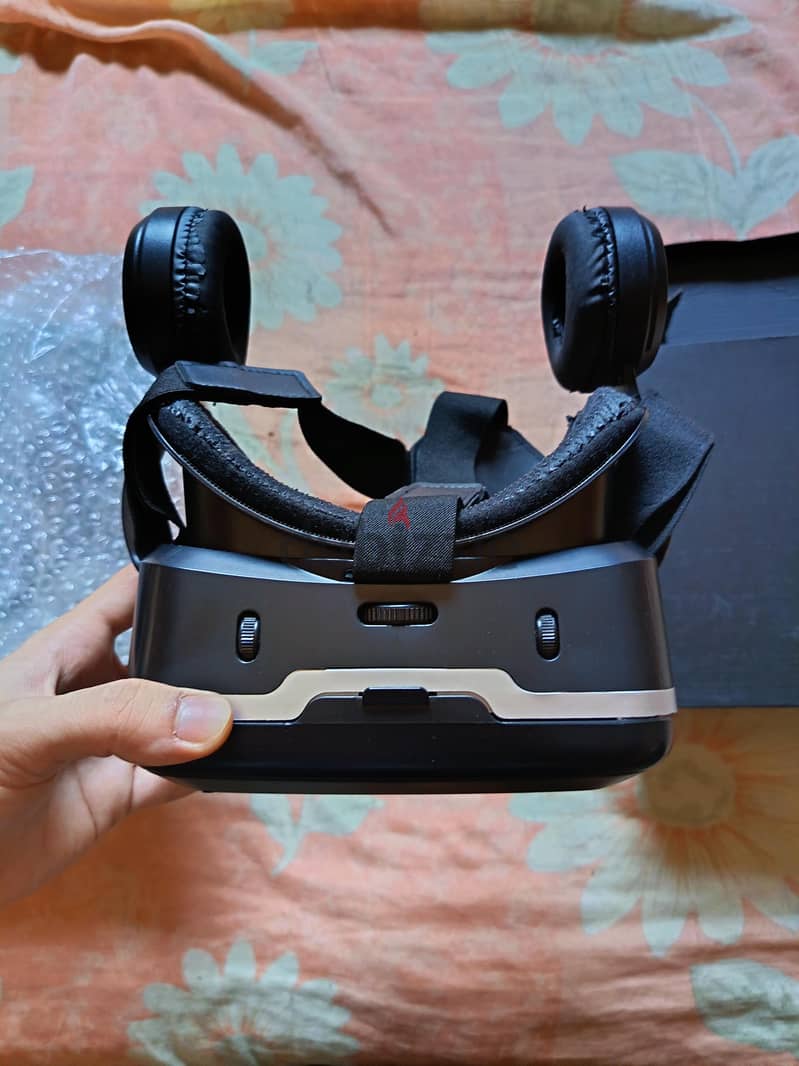 VR Shinecon 6