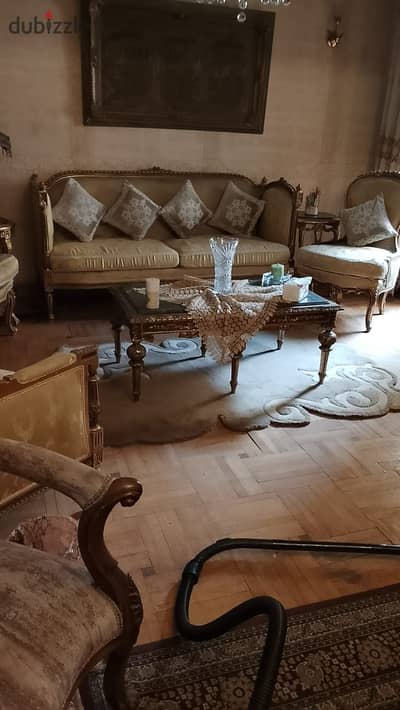 شقه للايجار المفروش 120 م بولكلى شارع مصطفى كامل بموقع متميز