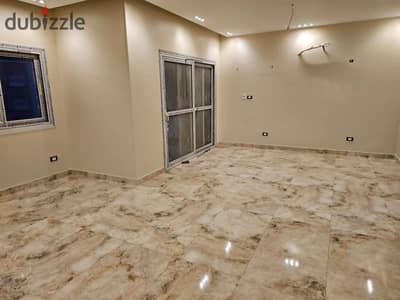 Apartment for Rent in Al Khamayel Compound – Phase 4 | First Floor with Kitchen & ACs