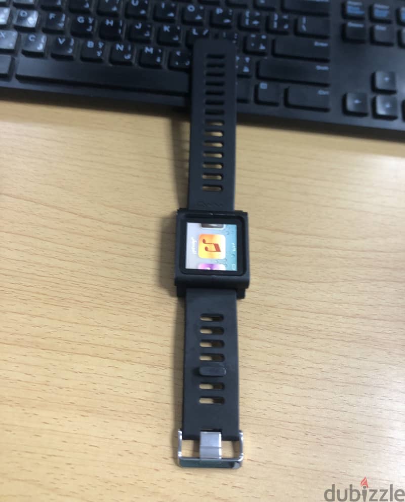 Apple iPod nano 16G 6th Generation with strap 1