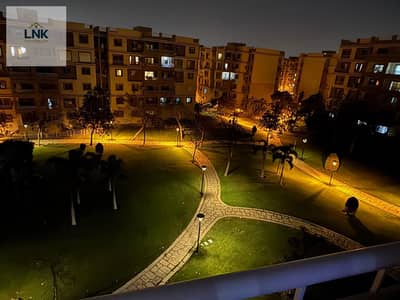 للايجار المفروش في مدينتي  لعشاق الراحه+والفخامه  شقه بمساحه ١٣٣متر b6  تشطيب سوبر لوكس  فرش مدرن