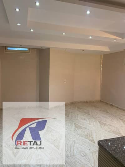 Apartment for rent, residential or administrative, in villas of the second neighborhood – private garden, 180m