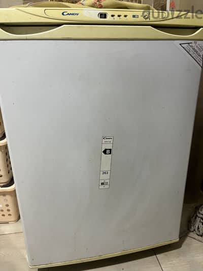 ديب فريزر كاندي ايطالي ٣ درج يعمل بكفاءه Deep freezer