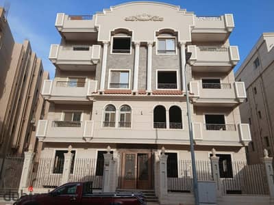 شقة  متشطبة للبيع في كمبوند زايد هايتس  Zayed Heights الشيخ زايد  استلام فوري - موقع مميز داخل الكمبوند