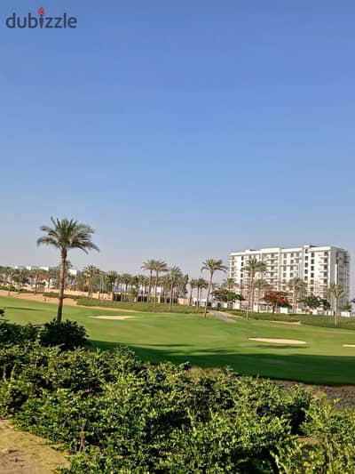 شقة جاهزة للاستلام  متشطبة بالمطبخ والتكييفات للبيع في أب تاون كايرو إعمار  Uptown Cairo Emaar