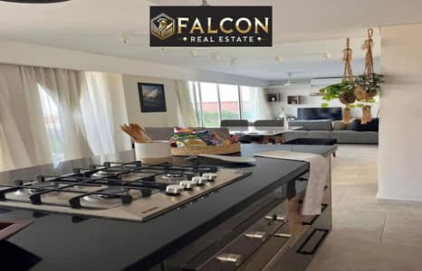 Ready to move chalet directly on the sea with panoramic view, fully finished with AC's , installments in IL Monte Galala.