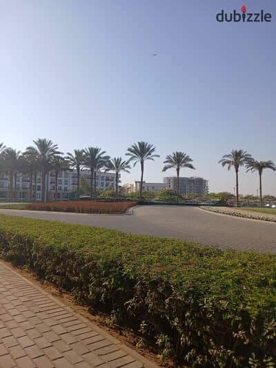 شقة متشطبة بالتكييفات للبيع في أب تاون كايرو إعمار Uptown Cairo Emaar