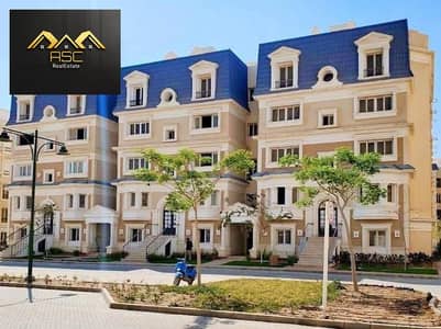 اي فيلا روف ريسيل للبيع فى ماونن فيو اي سيتي اكتوبر   برايم لوكيشن  + فيو لاند سكيب و بحيره على اعلى مرتفع فى المرحله 16 متر /  215م مباني +  50م روف