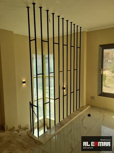 Twin house for rent, suitable for administrative use, District 13, Zayed