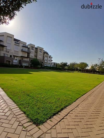 دوبلكس بجاردن متشطب  بموقع مميز للبيع في أب تاون إعمار Uptown Cairo Emaar