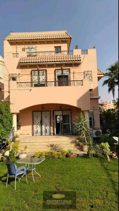 فيلا كورنر فوري بالتقسيط في دريم لاند دايركت علي ملاعب الجولف 3 ادوار بالقرب من مول مصر و نادي وادي دجلة و مدينة الانتاج الاعلامي