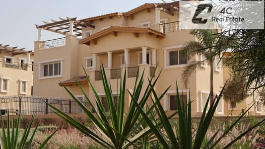 Twin house Villa for Sale 280m Dp & installments Prime Location Landscape View in Hyde Park Fifth Settlement New Cairo Near Mivida