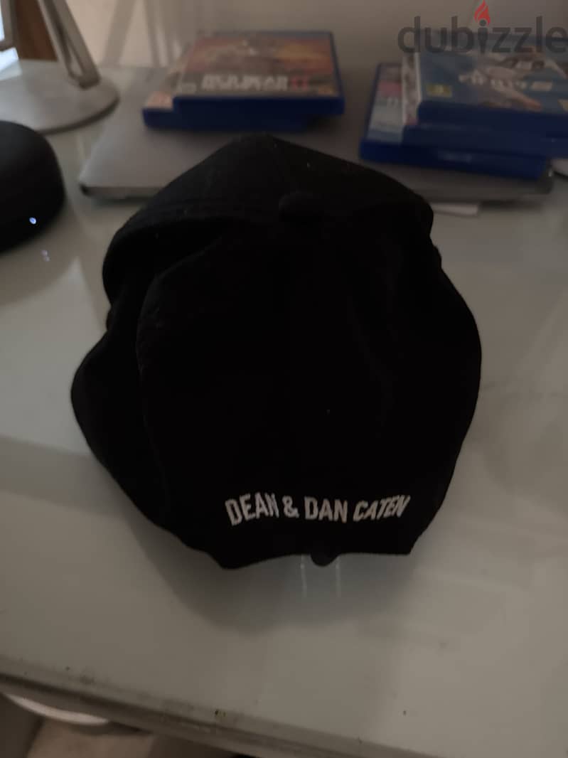 ICON DSQ2 Cap 1