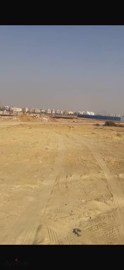 Land for Sale: 42,000 sqm = 10 Acres - Al-Salam Association- 82m Frontage on Cairo-Ismailia Highway Directly - Suitable for All Commercial,