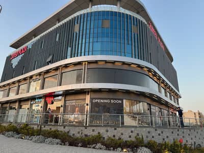 فرصة لاقل سعر محل بالشيخ زايد محل للبيع داخل مول زايد بلازا بموقع مميز جدًا