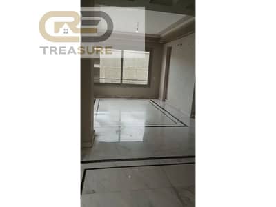 دوبلكس مطبخ وأجهزة وتكييفات للإيجار في فيليدج جيت - القاهره الجديده -  Village Gate - new cairo