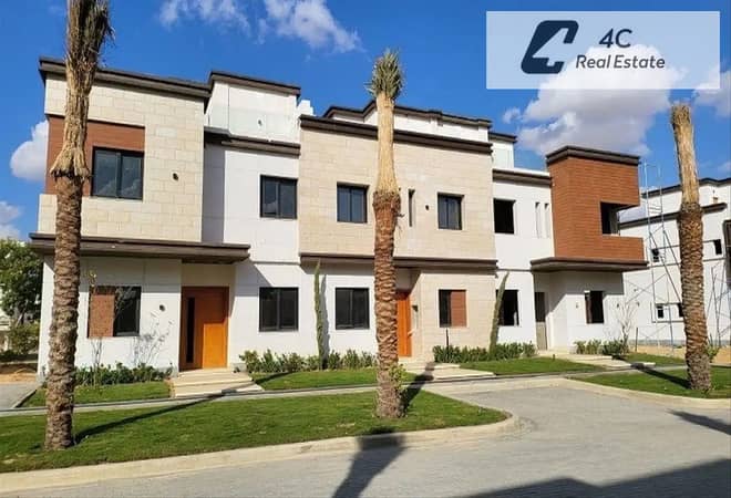 Villa Twin House for sale 300m lowest price  with down payment and installments prime location in Azzar 2 Fifth Settlement New cairo