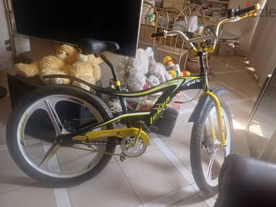 دراجة BMX مقاس 26 من كندا استعمال شهرين مثل الزيرو