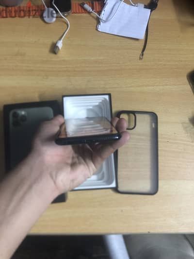 للبيع apple iPhone 11 Pro Max