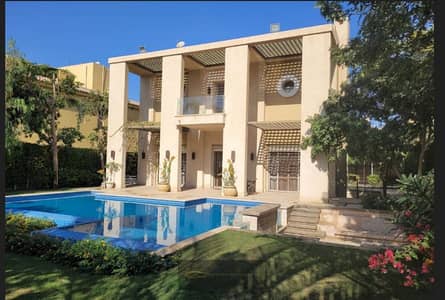 فيلا للبيع في اليجريا مفروشة بالكامل الترا مودرن 550م+808 م جاردن