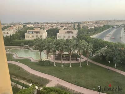 Apartment for sale in Greens Compound  Sheikh Zayed Prime location