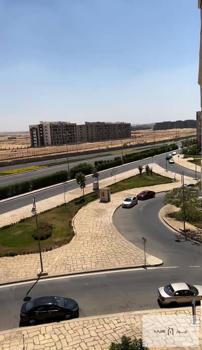 شقة للبيع في B11 مدينتي | 116م | فيو جاردن وStrip Mall كاش خالصه جميع الاقساط