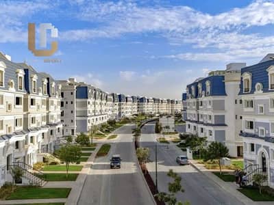 شقة للبيع بسعر مميز بالتقسيط في كريك فيو من ماونتن فيو 3 دقايق من التسعين الجنوبي في قلب التجمع الخامس