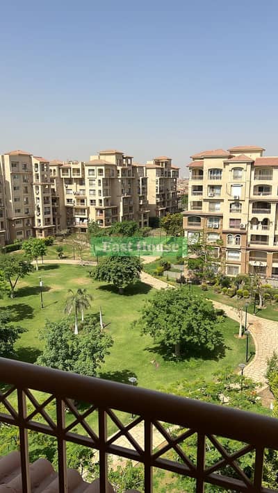 شقة 100متر للبيع في b3 فيو وايد جاردن بسعر لقطه