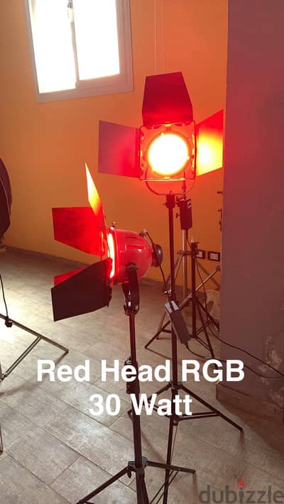 هيدين إضاءج RGB معاهم ستاندين