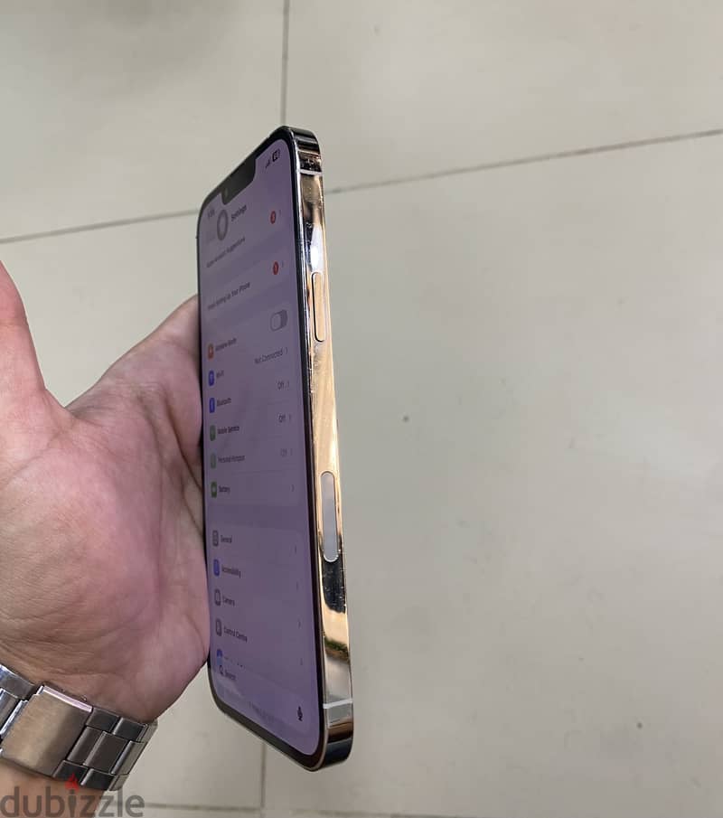 iPhone 13 Pro Max 4
